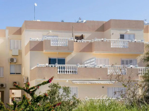 SOFIA APARTMENT 700m away from the beach