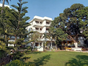 Candolim Hideout Resort