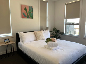 Delicate Bundoora townhouse 10