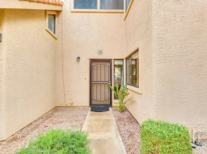 2 Mi to Dtwn: Condo w/ Patio in Mesa!