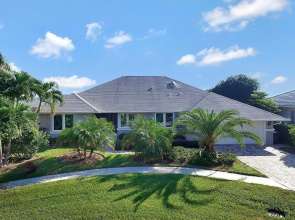 WH1074 3 Bedroom Holiday Home by Marco Naples Vacation Homes