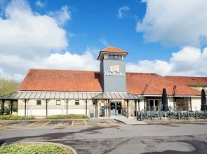 Premier Inn Swindon West - M4 J16