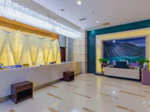 Dazhou Huayang Hotel (City Center Plaza Branch)