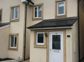 Impeccable Modern Two Bed House in Colwyn Bay