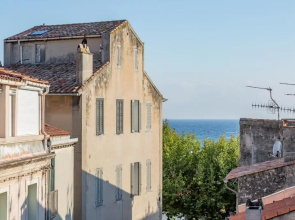 Le Central par Dodo-a-Cassis