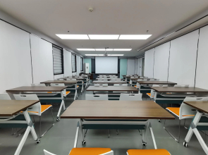 Hanting Hotel Qingdao Badaguan Taipingjiao Park Metro Station