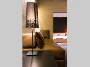 Downtown Luxury Design Apartment