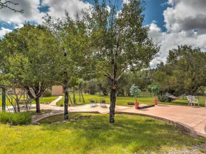 Spacious Alto House on 8 Private Acres w/ Hot Tub!