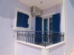 Faros Apartments