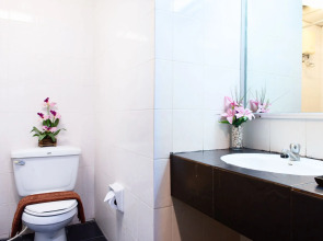 Town In Town Garden Resort