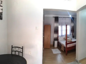 chel and vade cottages