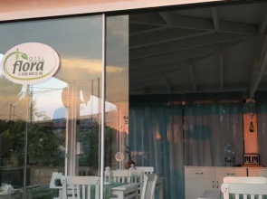 Flora Otel Bozcaada