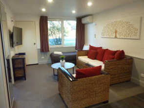 The Lodge Broulee