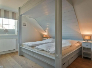 Haus-Blum-schoene-Ferienwohnung-in-absolut-ruhiger-Lage-in-Westerland