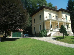 La Villa Del Lago