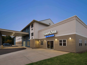 AmericInn by Wyndham Dodgeville