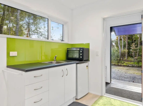 Bellbird Cottage - Lake Taupo Bach