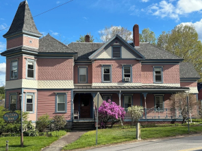 Meredith Inn