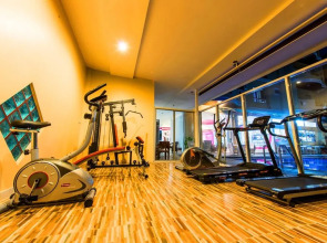 Dancenter Luxury Underwater World Pattaya