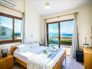 Villa Dimitris Blue Bay