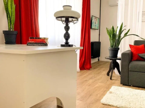 Birdie Home at Nauky metro