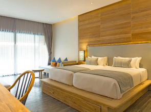 Akira Lipe Resort