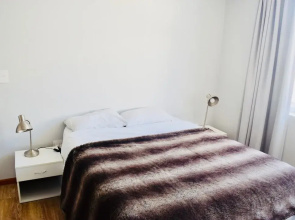 2 Bedroom Apartment With Table Mountain Views