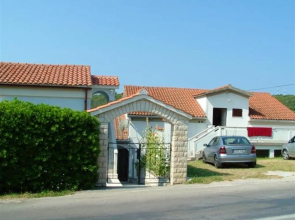 Apartment With 2 Bedrooms in Kampor, With Enclosed Garden and Wifi - 500 m From the Beach