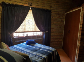 Klein Huisie Little House Self Catering Africa Bush Vacation In Marloth Park