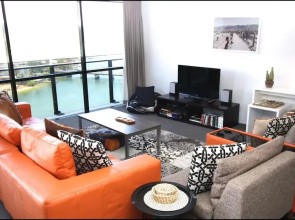 Cavill Avenue Private Apartments