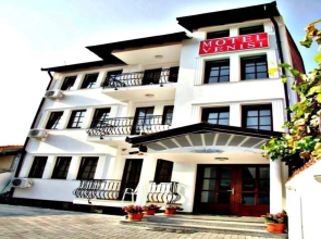 Hotel Venisi