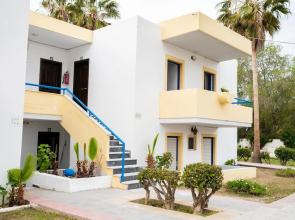 1 Bedroom Apartment Lambisea