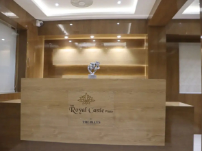 Signum CityScapes The Royal Castle Plaza