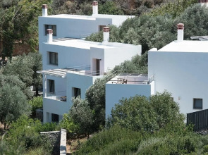 Mourtzanakis Residence