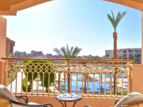 Parrotel Lagoon Waterpark Resort