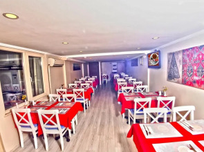 Marmara Deluxe Hotel