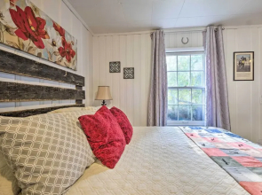 Homey Horse Farm Hideaway ~ 6 Mi to KY Horse Park!