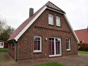 Ferienhaus in Dornum am Wasserschloss