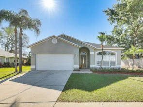 Valrico Home w/ Yard ~ 14 Mi to Downtown Tampa