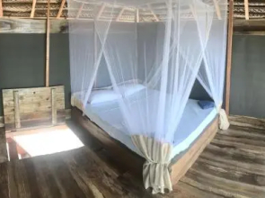 Upali Beach Surf Resort & Cafe