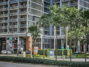 Luxury 5star Condo at 34th floor Icon Brickell 1 bed one bath