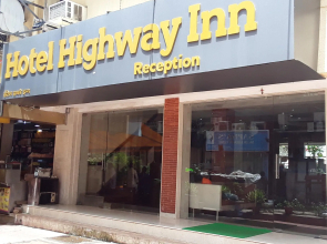 Hotel Highway Inn