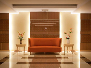 S.M. Grande Residence