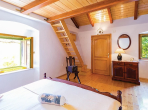 Amazing Home in Tucepi With Wifi and 1 Bedrooms