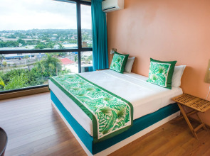 Tahiti Airport Motel