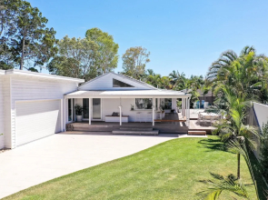 Your Luxury Escape - Paradise Palms