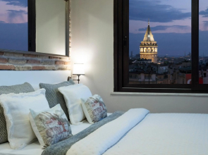 The Pera Hotel