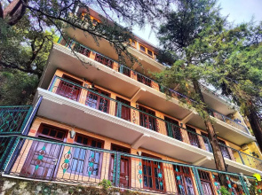 Goroomgo Jakhoo Vibes Shimla