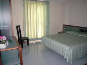 Hotel Holiday Hill