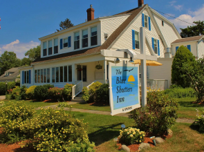 Blue Shutters Inn